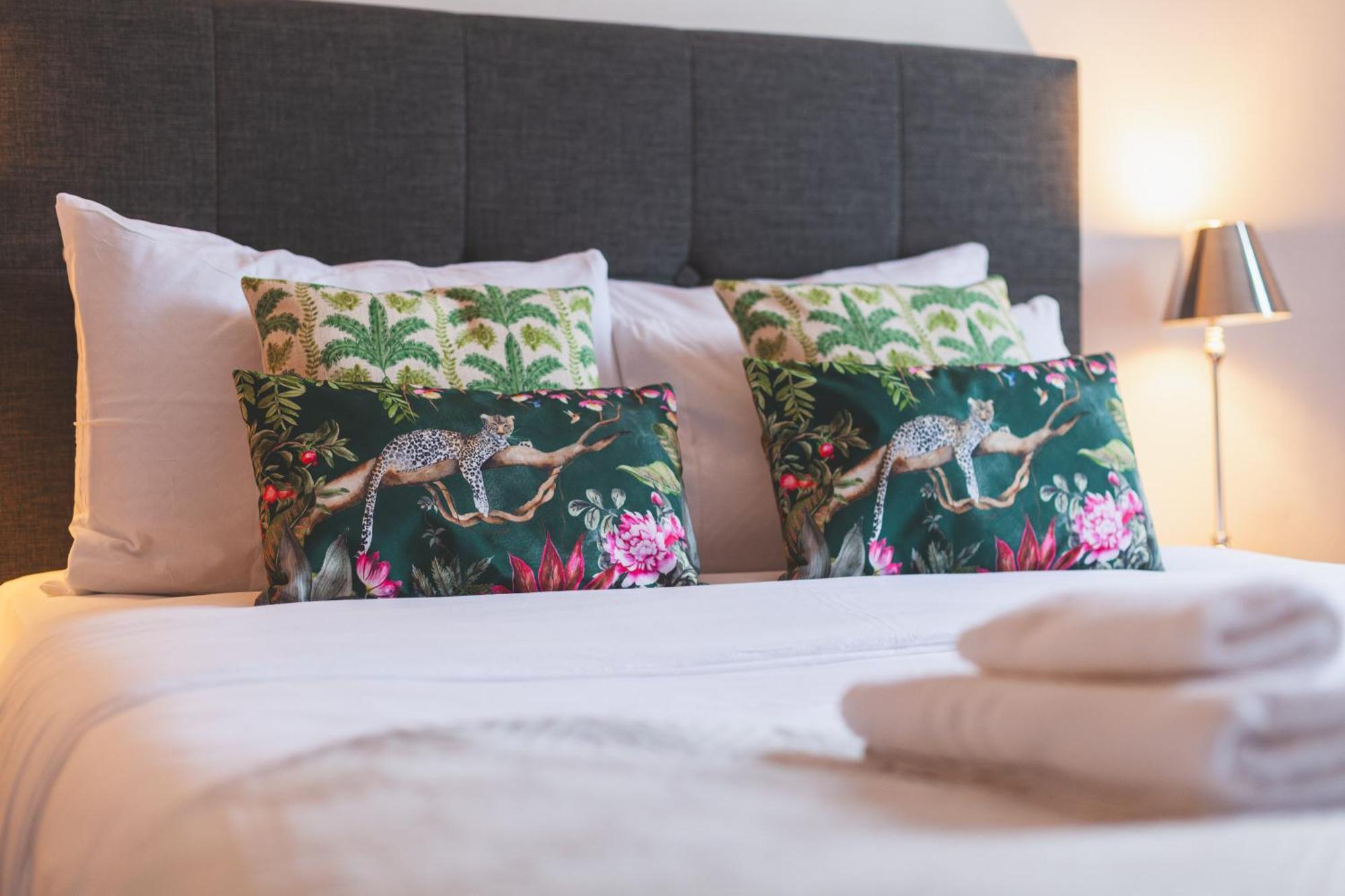 Hub Townhouse Apartment London Bagian luar foto